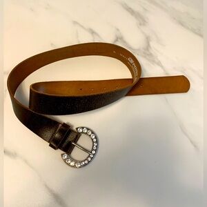 Point Zero Brown Leather Belt with Crystal Buckle
Women’s XL